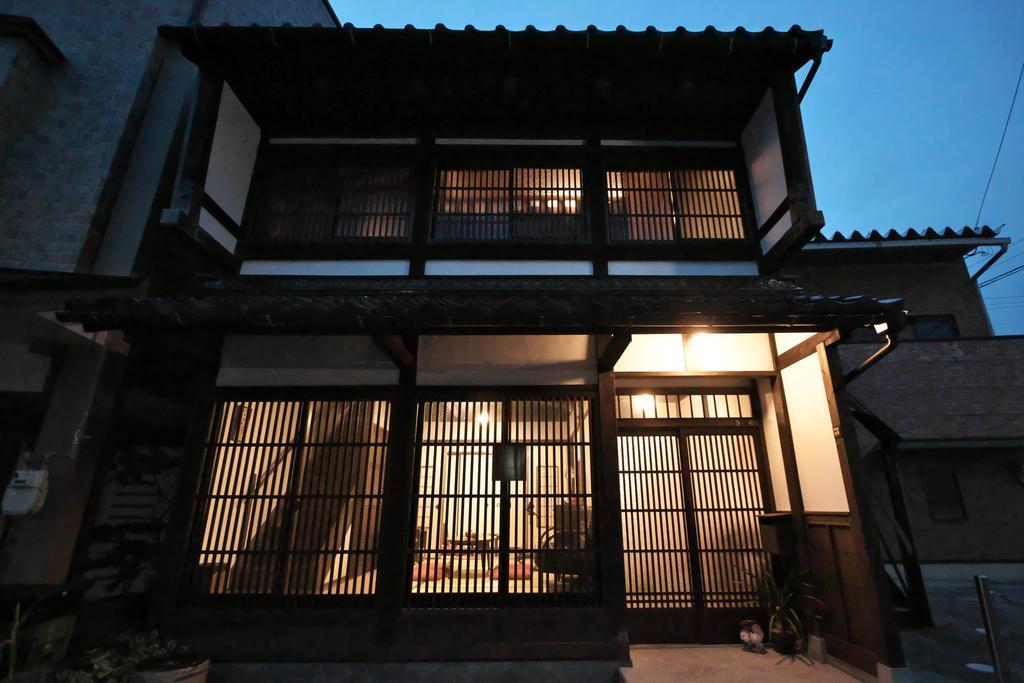 Kanazawa Guest House East Mountain Екстер'єр фото