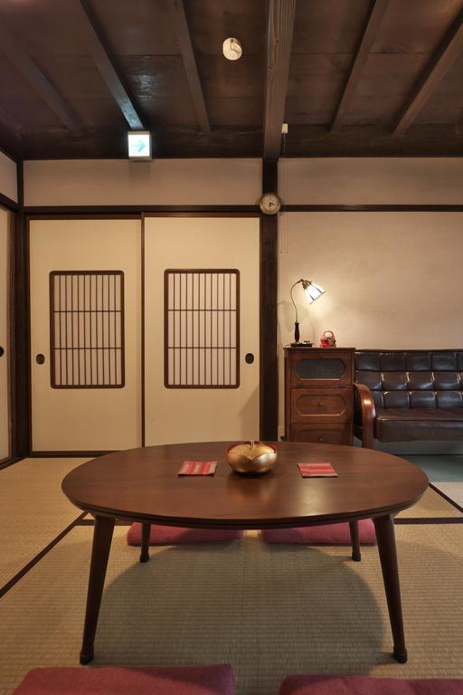 Kanazawa Guest House East Mountain Екстер'єр фото